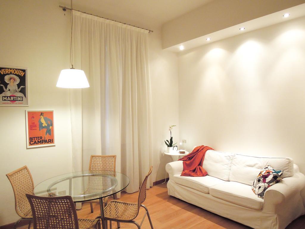 Lovely Sempione Apartment Milan Room photo